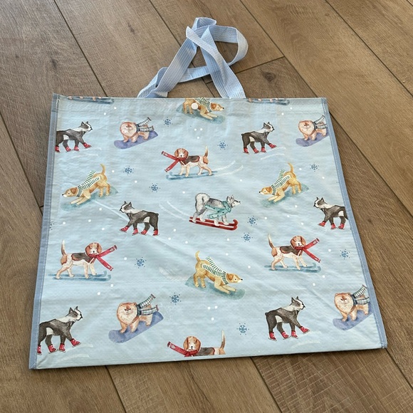 T.J.Maxx Handbags - Homegoods TJMaxx Marshalls Viral Christmas Winter Dog Print Shopper Tote Bag NWT
